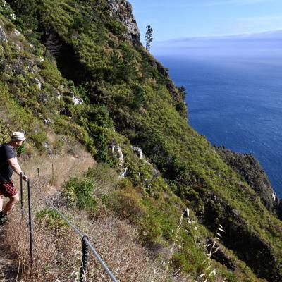 Auf dem PR19 hinab nach Paul do Mar